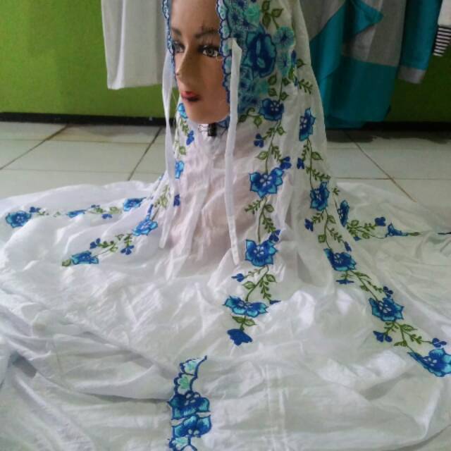 Mukena parasit