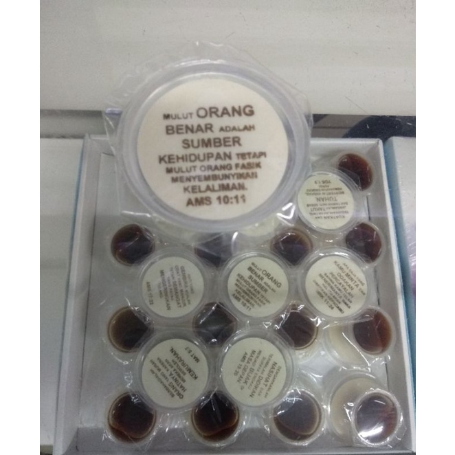 

Anggur & Hosti Ayat Cup Perjamuan Kudus Diameter 5 cm