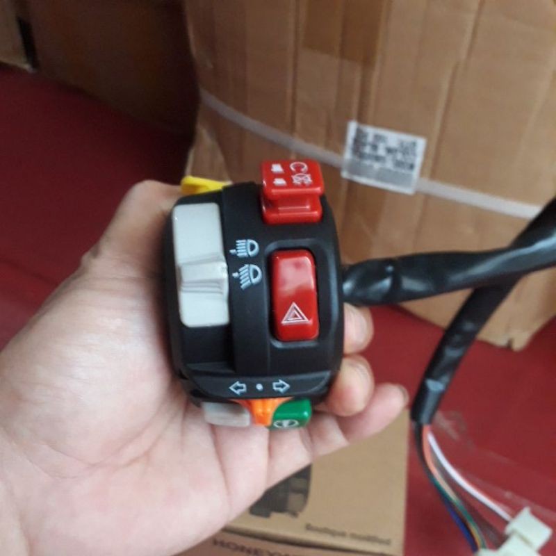 Saklar kiri HONEYWELL Kiri Kanan Motor Universal/Semua Motor