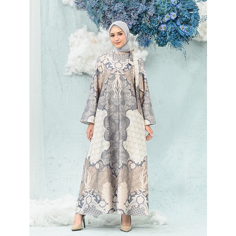 Clarissa Dress In Smoked Pearl - Wearing Klamby