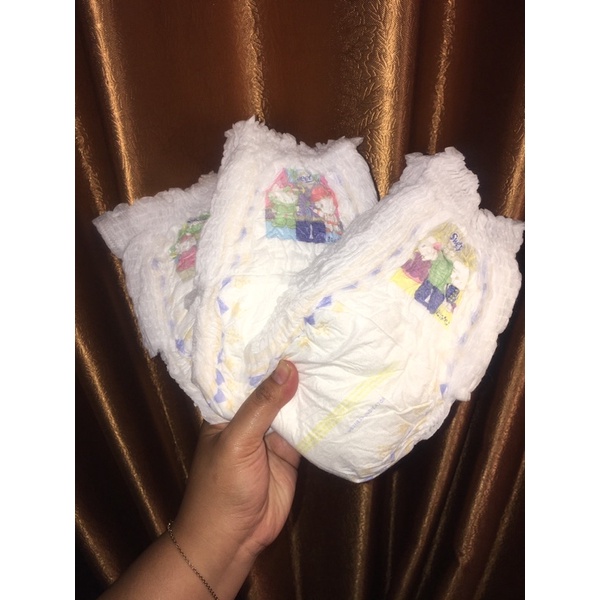 Pampers popok sweety gold L ecer