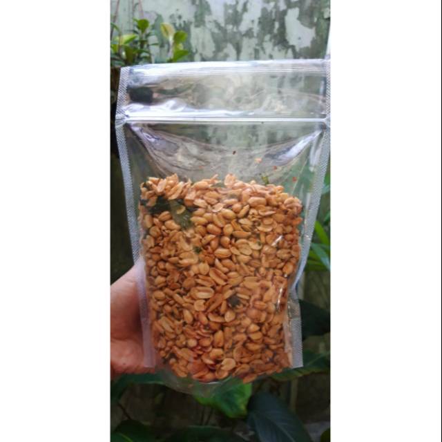 

Kacang bawang/kacang tujin