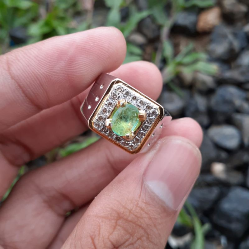 Cincin berlian zamrud harga pengrajin