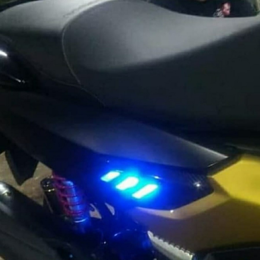 PIJAKAN BODY NMAX LAMA LAMPU ZORO COVER BODY SAMPING NMAX LAMA TUTUP