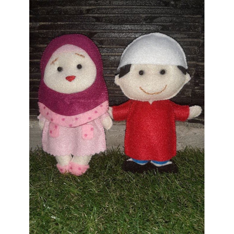 Aplikasi Boneka Rara dan Nusa