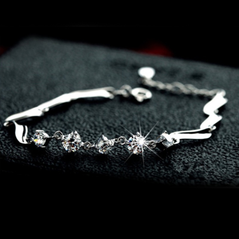 Gelang Bahan Silver Plated 925 Aksen Berlian Gaya Korea