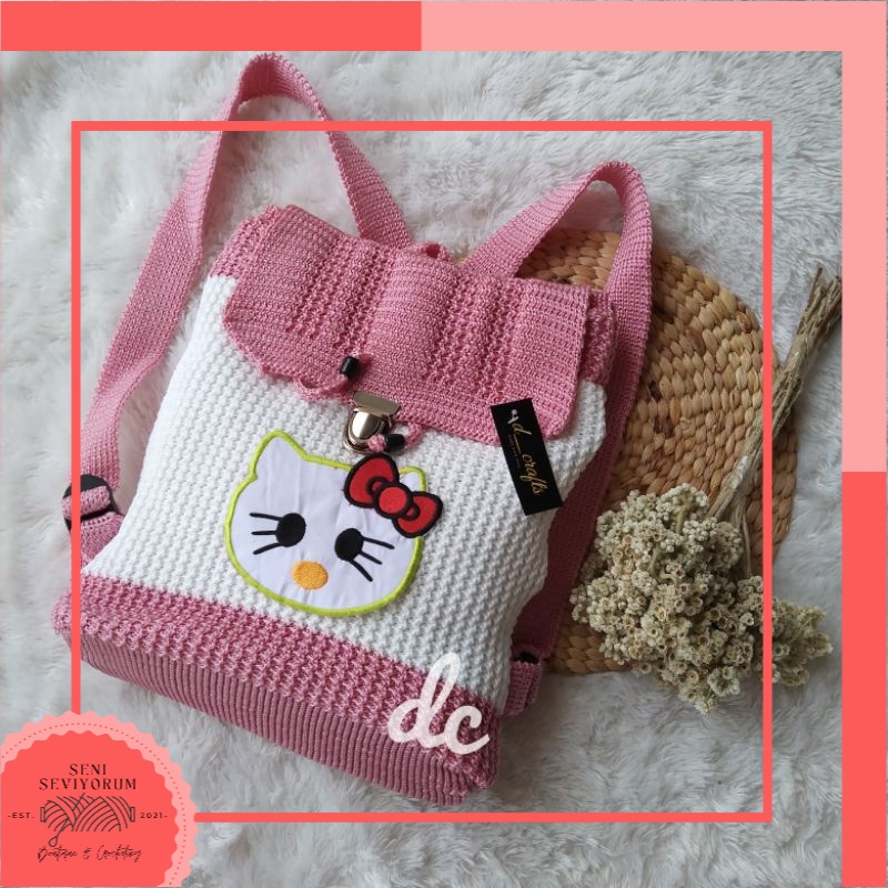 Seni - Tas Rajut Hello Kitty - Tas Rajut Karakter - Tas Hello Kitty - Ransel Hello Kitty - Crochetin