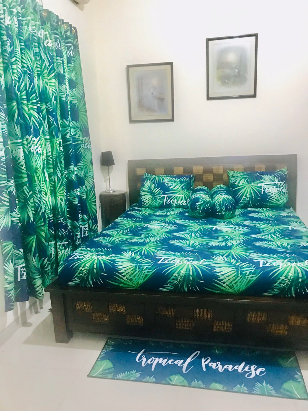 Sprei Motif Cantik Tropikal
