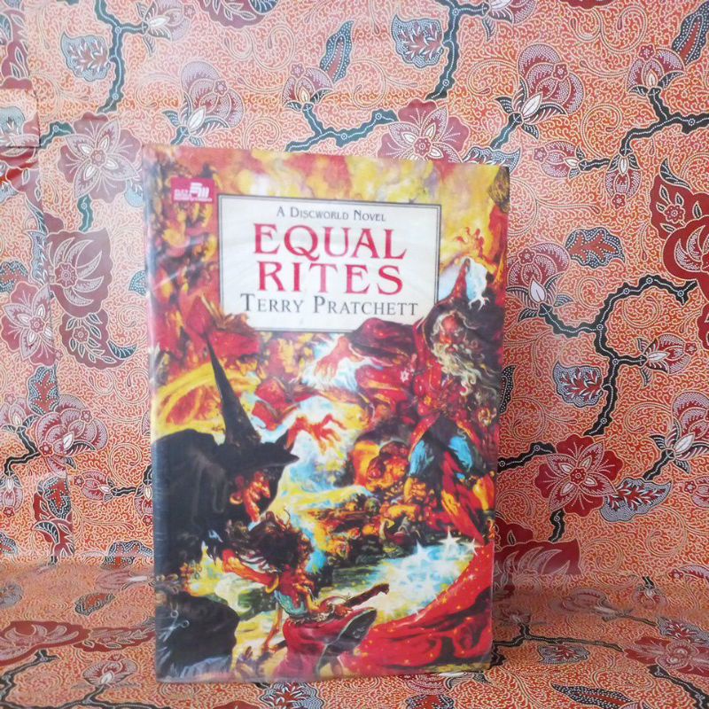 Novel Fantasi - Equal Rites (A Discworld Novel)