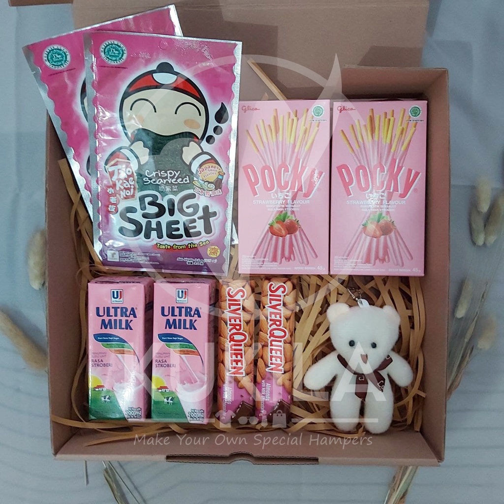 

HAMPERS MAKANAN SNACK GIFT BOX MAKANAN ULTAH WISUDA COWOK CEWEK PAKET M1