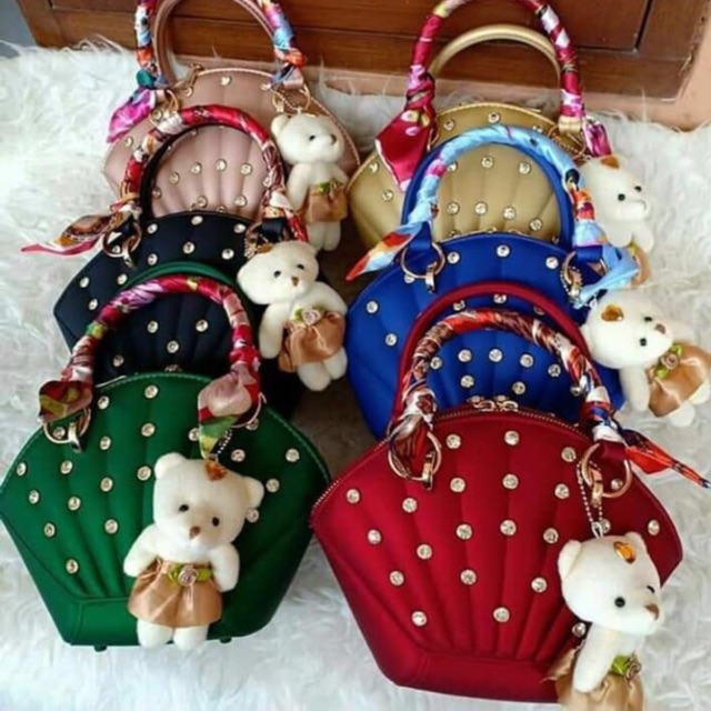 Tas jelly matte kerang full diamond uk 25cm x 17cm free syall & boneka