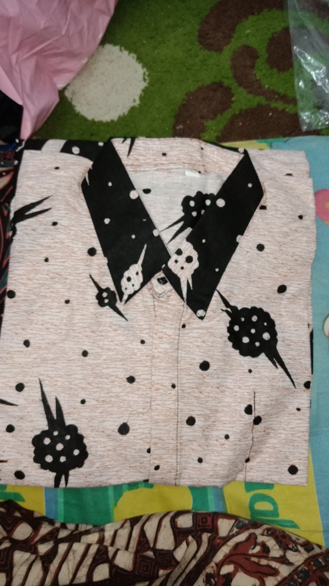 Maginot Kemeja Batik Pria Lengan Pendek Pria Tanwira-ss