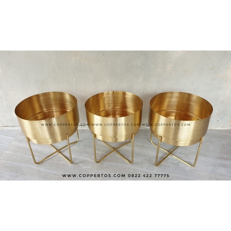 Planter bunga - pot bunga bahan tembaga - vas bunga minimalis - dekorasi ruangan