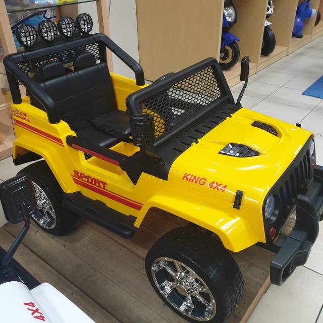 Mainan anak Mobil aki JEEP RUBICON 4 GEARBOX. BAN FULL KARET  (ADA TOKO OFFLINE SURABAYA)