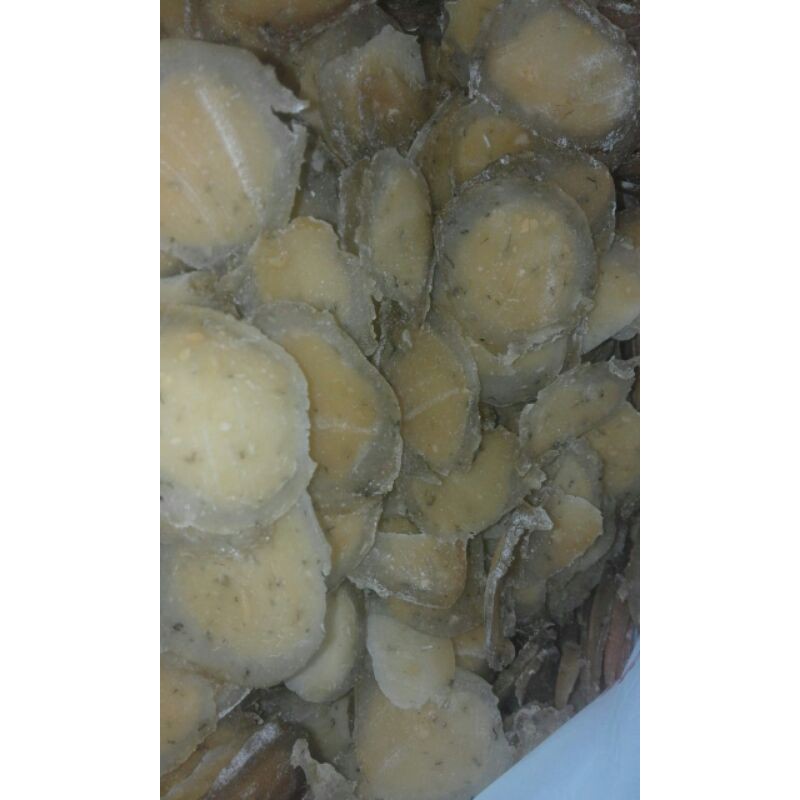 

kerupuk telor asin gurih dan renyah