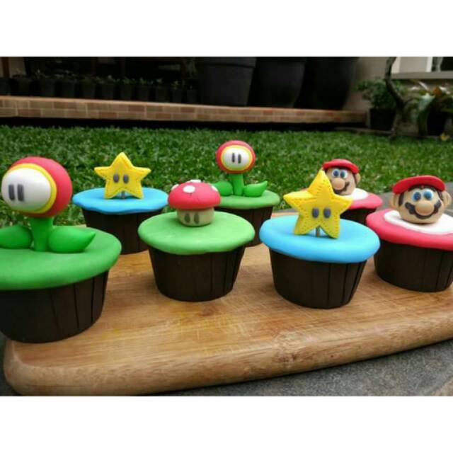 

Cupcakes ulang tahun