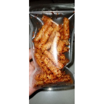 

Soguki (sosis gulung kriuk) rasa pedas cabai