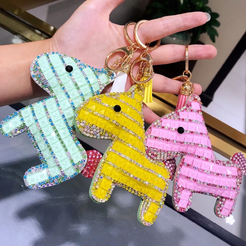 gantungan kunci mobil kuda horse blink Gantungan Kunci Mobil / Tas Handmade Bentuk Kuda Bahan Kulit Pu