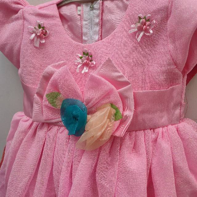 Dress pesta satin bunga besar anak bayi