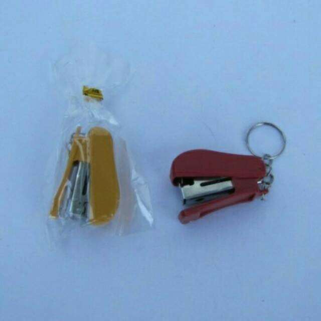 

Souvenir pernikahan staples kecil
