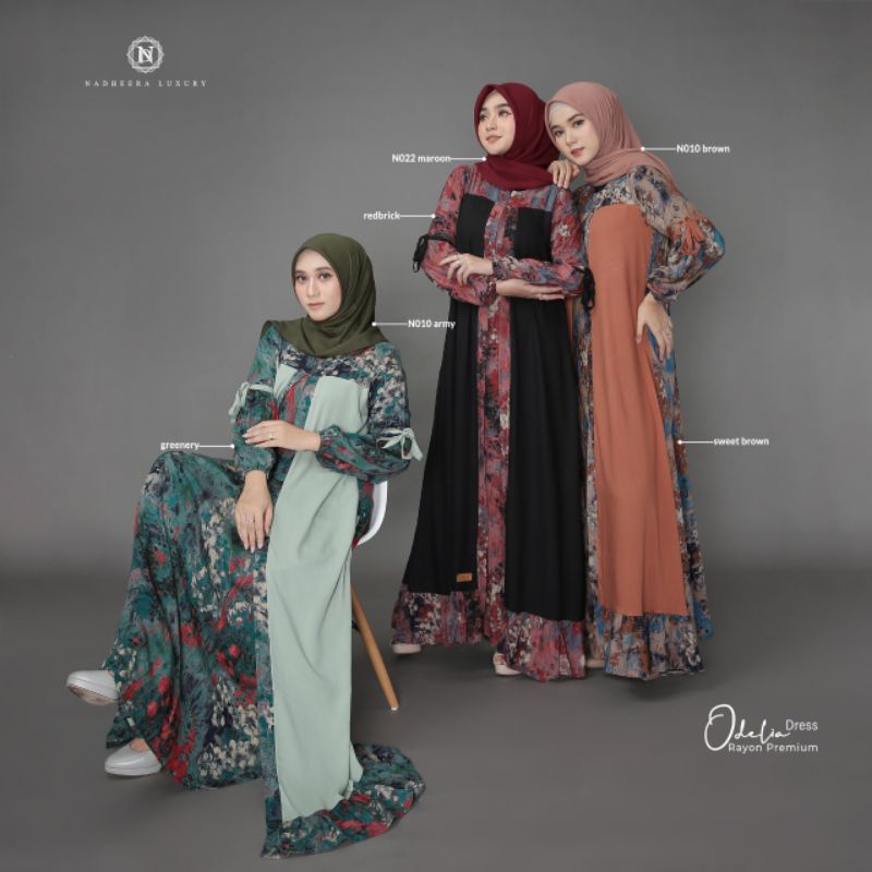 Odelia Dress / NADHEERA LUXURY