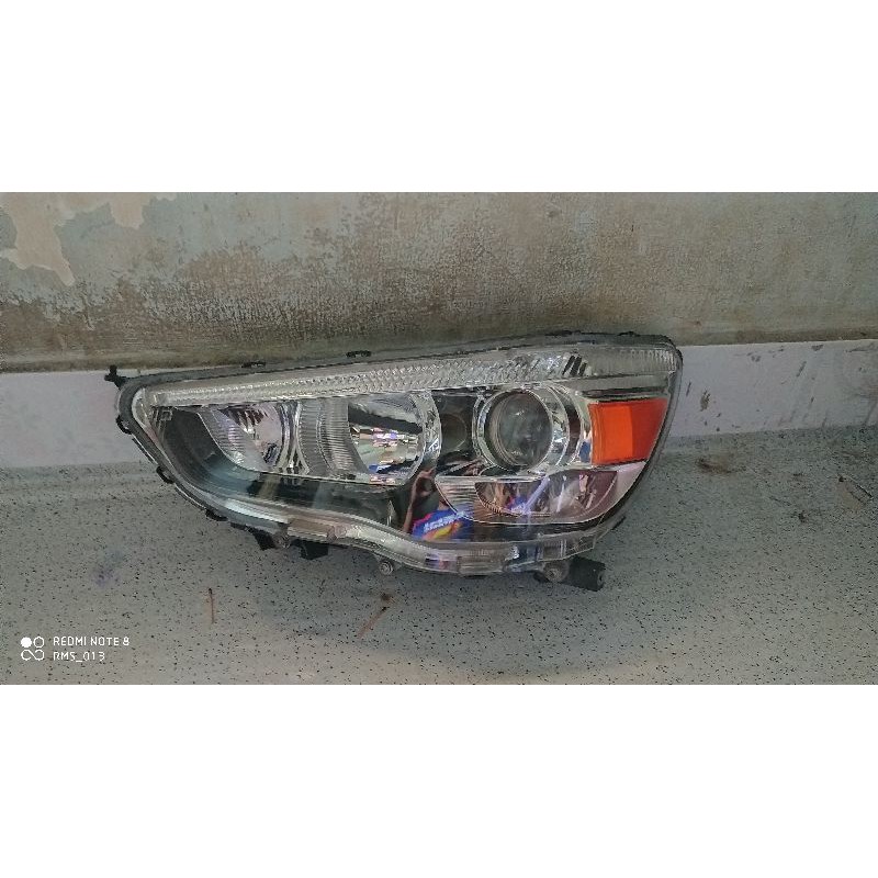 Headlamp Mitsubishi Outlander HID
