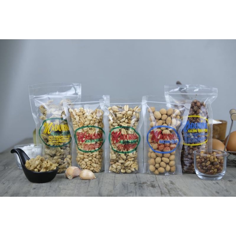

Aneka produk kacang Madurina kemasan 100 gram
