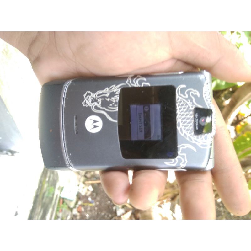 Motorola lipat jadul langka