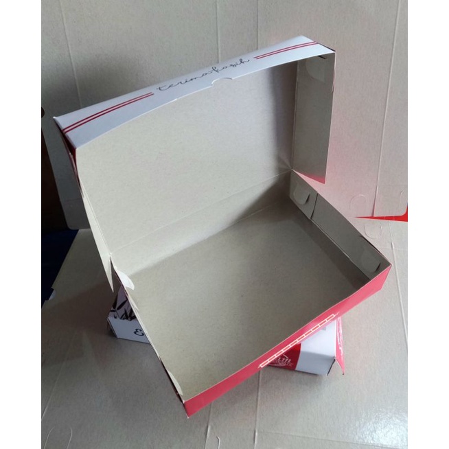 

Kardus Custom dengan Merk Sendiri