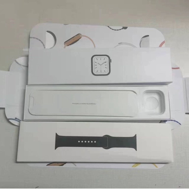 The dummy Box Dus Apple Watch Series 2 3 4 series 5 series 7 watch second siap pakai