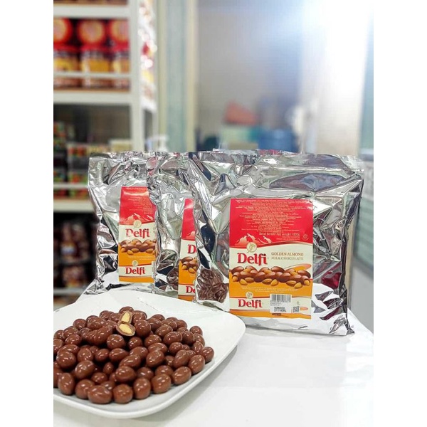 

DELFI Golden Almond Milk Chocolate Kemasan 1kg