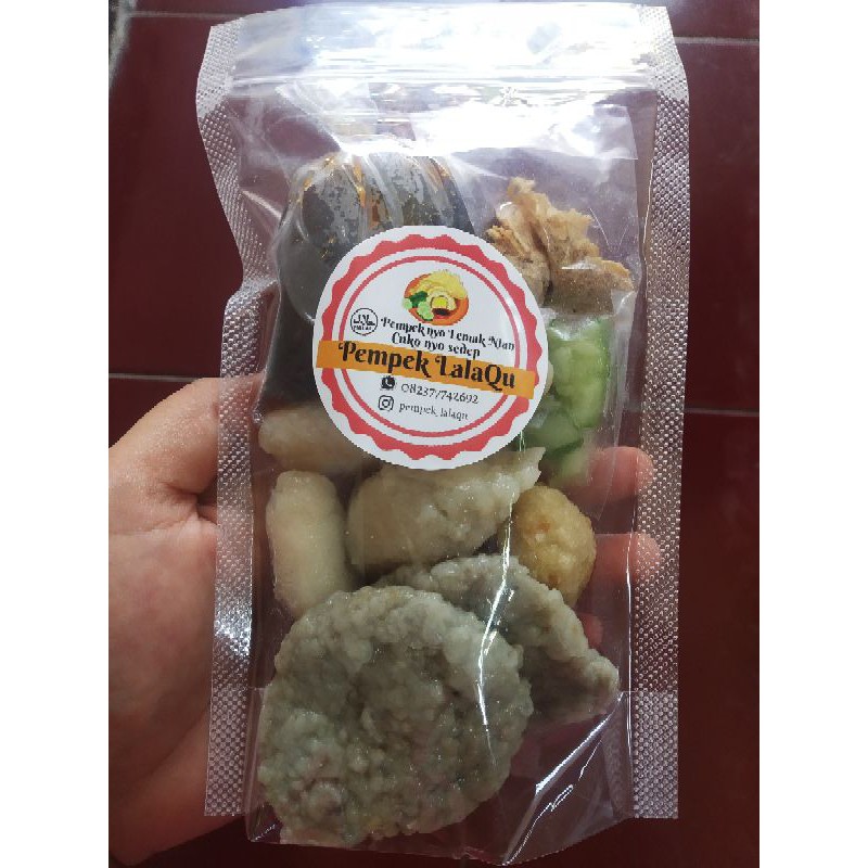 

Pempek