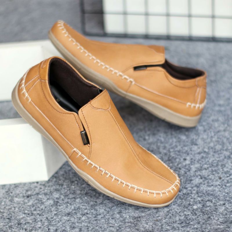 Sepatu Slip On Kulit Asli Casual Pria Slop Kerja Santai Pansus Modern Trendi Original