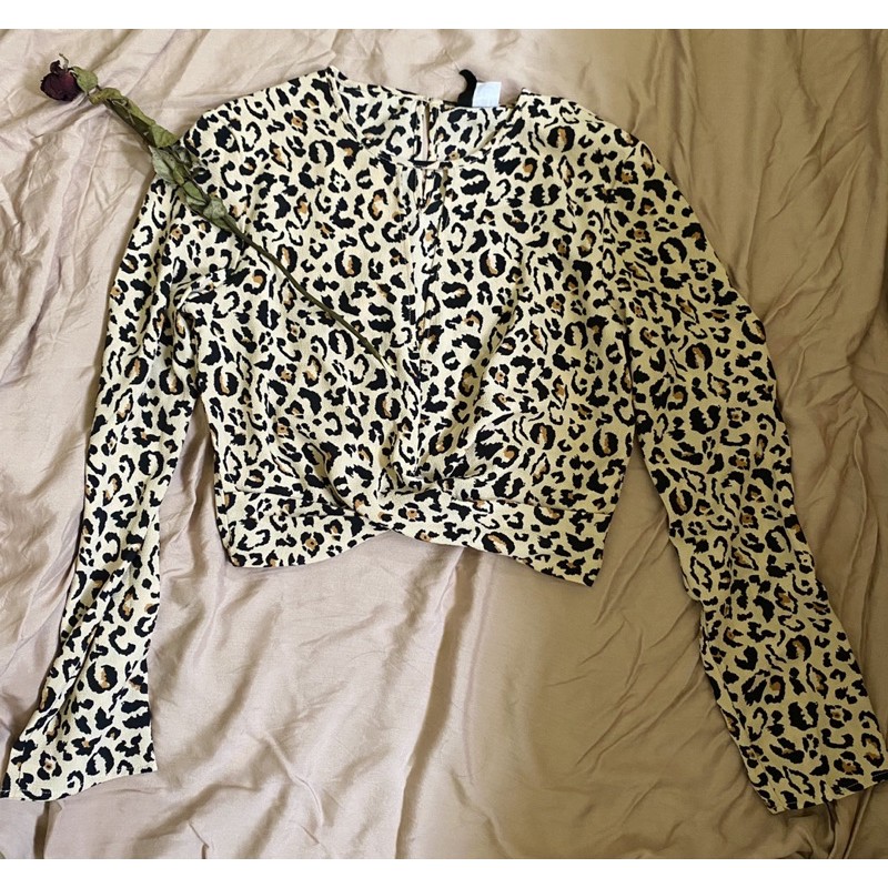 preloved H&M leopard blouse