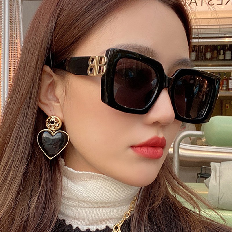 2021 new European and American fashion ins cat eye square big frame sunglasses