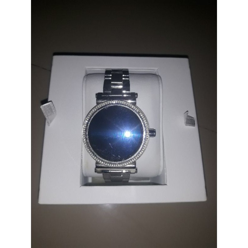 PRELOVED SMART WATCH MICHAEL KORS