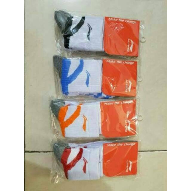 Kaos Kaki Badminton Lining Import
