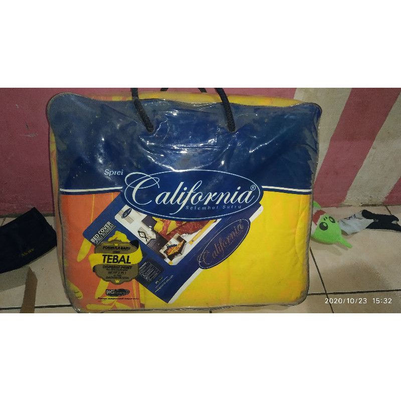 Bed Cover Sprei Rumbai California