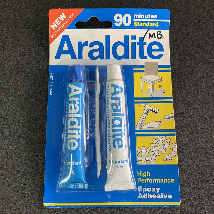 

Lem Kawin Besi Araldite Biru 90 menit Campur Blue White Putih 2x15ml 2 x 15 ml