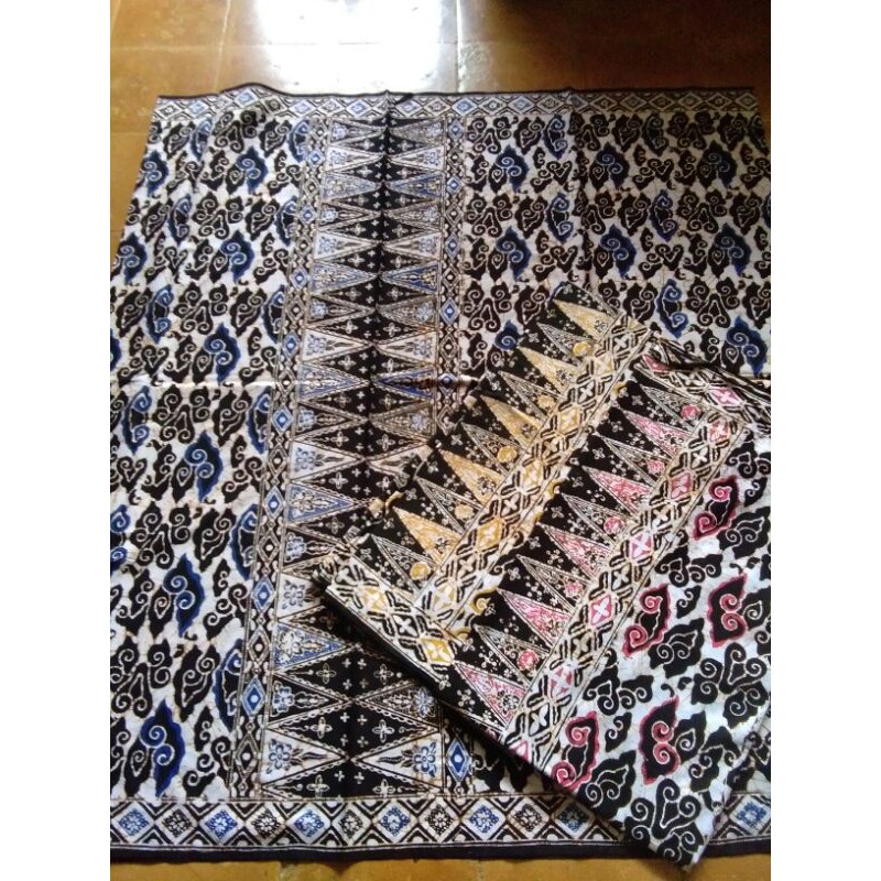 SARUNG BATIK CETAK/CAP MEGA MENDUNG