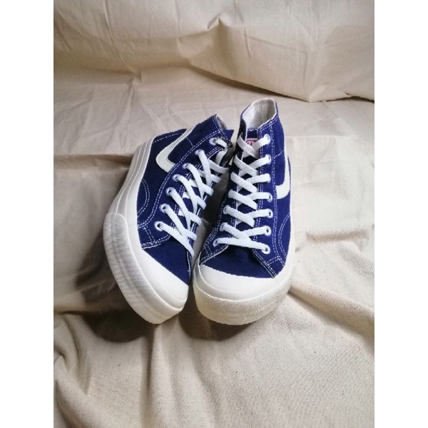 Ventela public high Navy sepatu Ventela