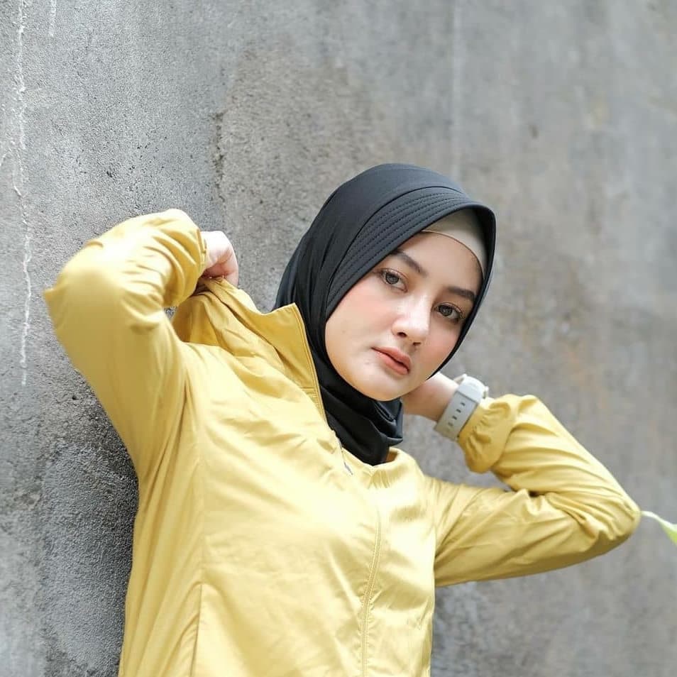 Bergo instan sport / jilbab instan olahraga / Bergo Jersey-Hitam