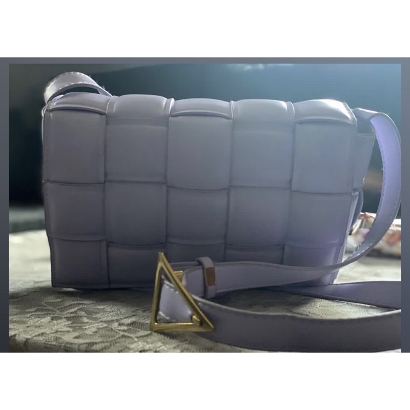 sling bag lilac cassette BV