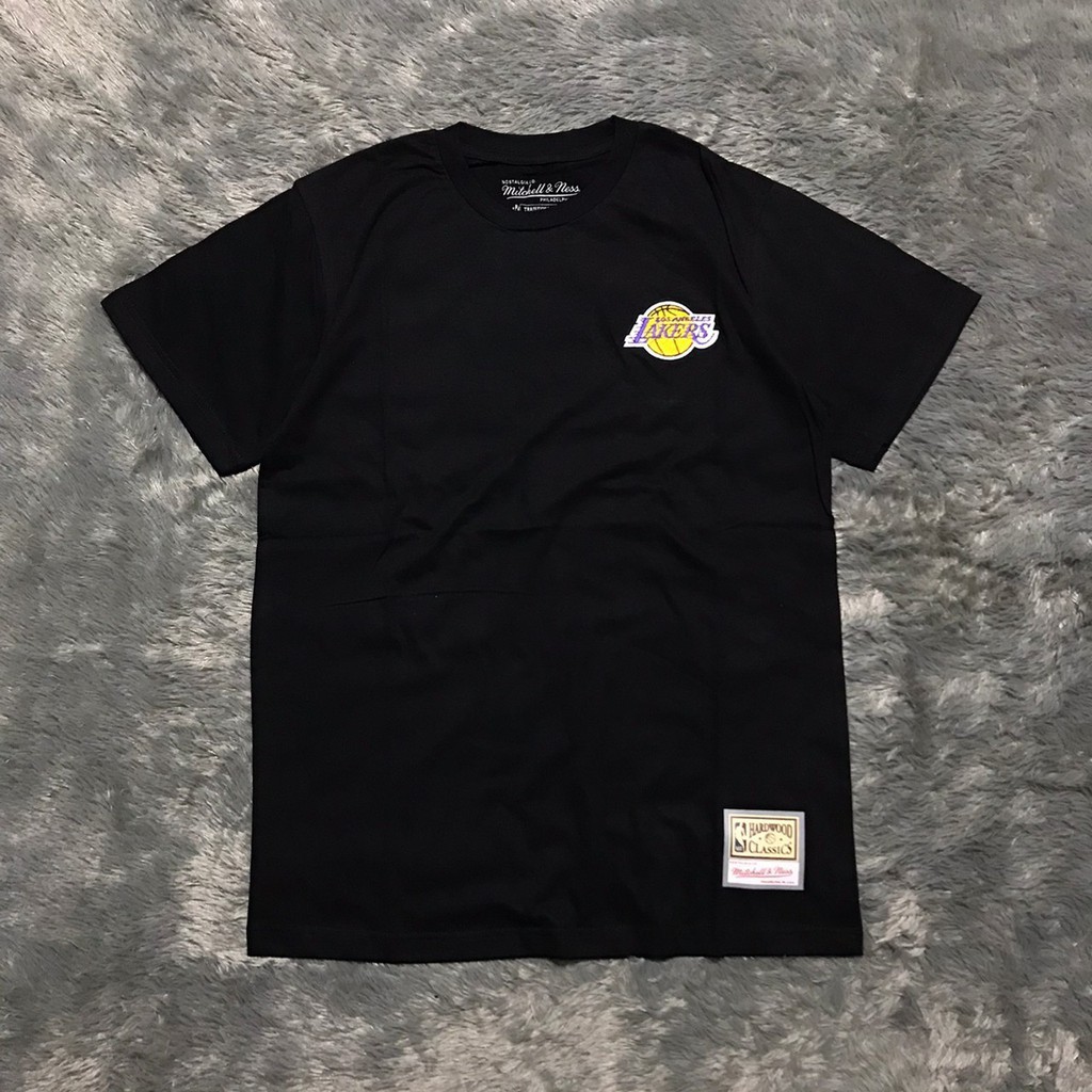 KAOS TSHIRT MITCHELL AND NESS LAKERS ONE POINT BLACK HIGH MIRROR QUALITY TERLARIS
