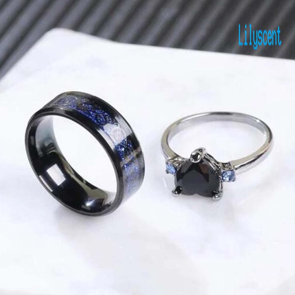 2pcs / Set Cincin Bahan Alloy Permukaan Halus Aksen Batu Permata Imitasi Bentuk Hati Untuk Pasangan