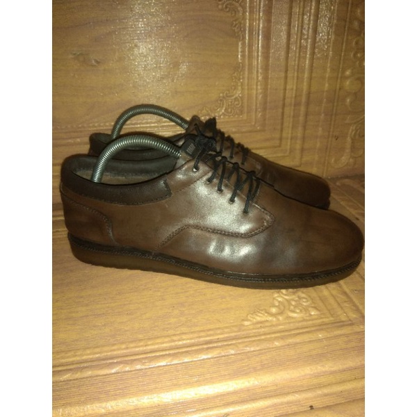 Sepatu Casual Brodo Second 42,