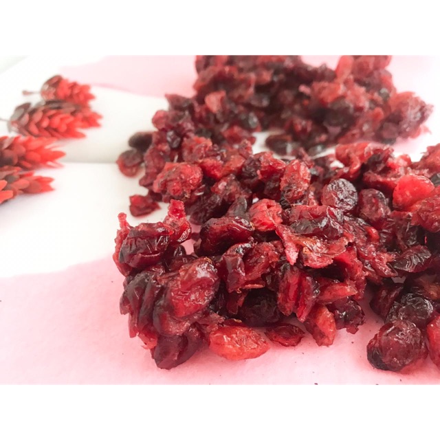 

DRIED CRANBERRY 100 GRAM