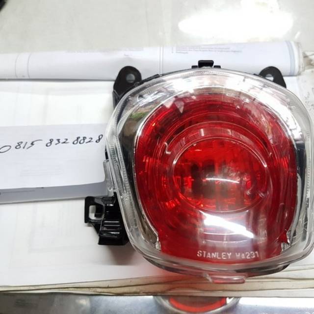 Lampu belakang Scoopy fi injeksi 2017 original
