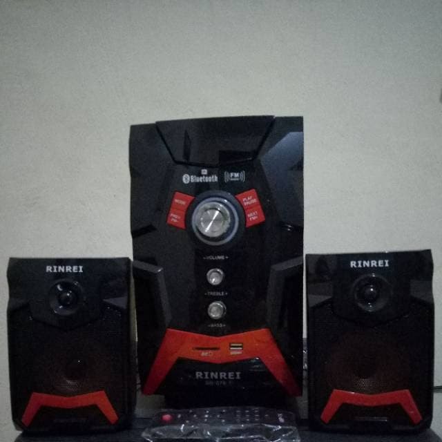 Speaker Bluetooth Rinrei 878T