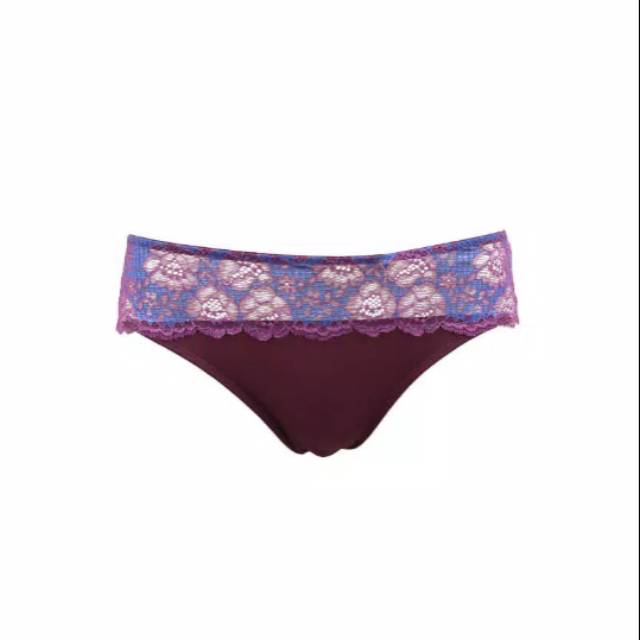 Panty size midi by wacoal